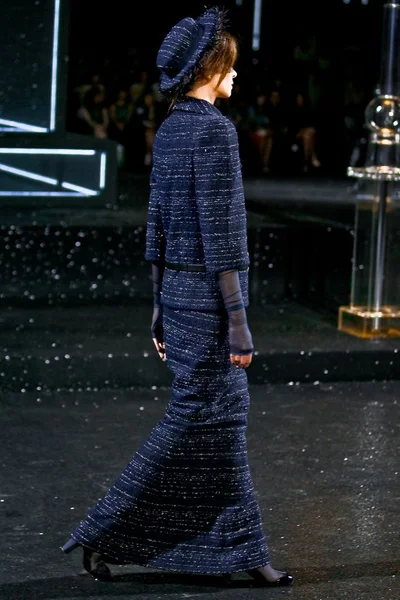 Look 33